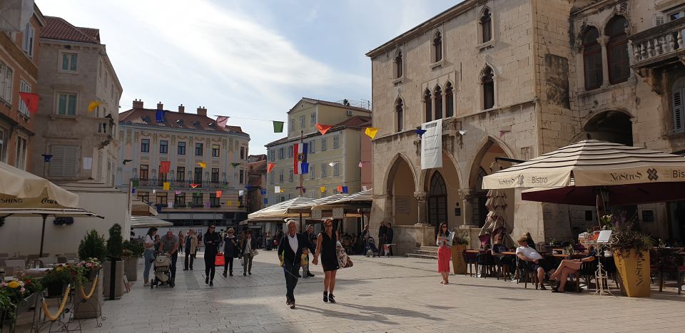 Split: Walking tour of Split with a 'Magister' of History - Peristyle: Where the Palace Opens Up