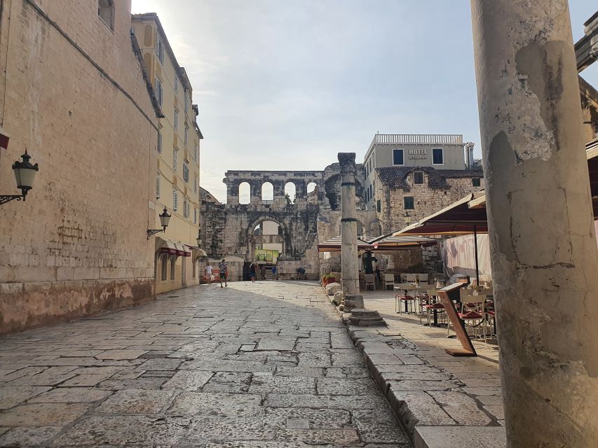 Split: Walking tour of Split with a 'Magister' of History - Cathedral of Saint Domnius and Jupiter’s Temple Stops