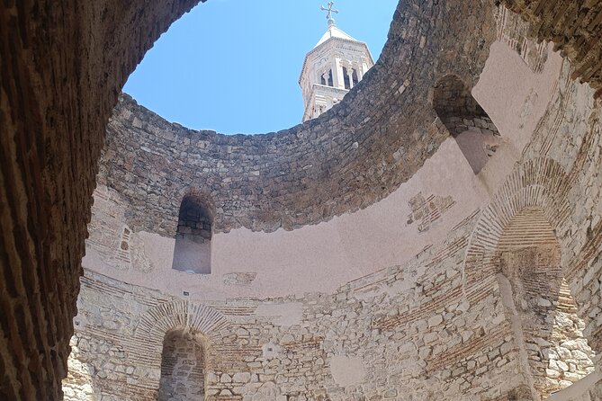Split Walking Tour with Professor of History - The Peristyle: where Roman power meets street-level reality