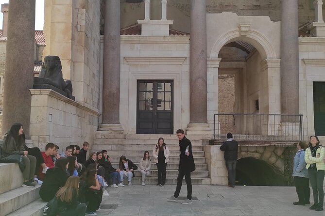 Split Walking Tour with Professor of History - Saint Domnius and Jupiter Temple: outside viewing with inside context