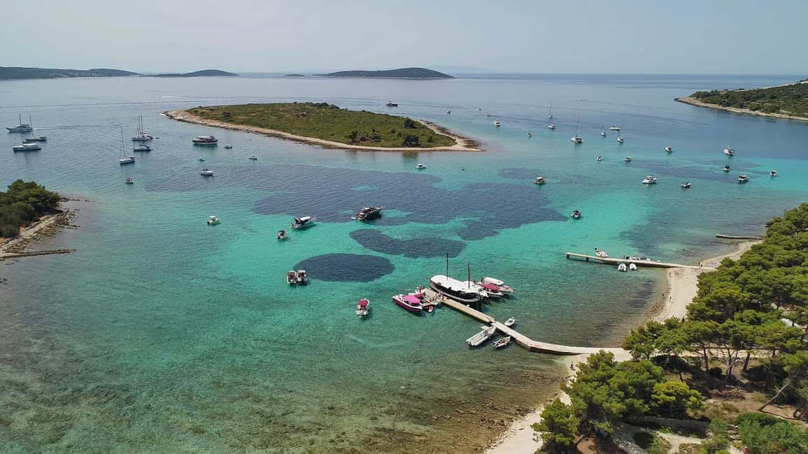 Trogir: Blue Lagoon and 3 Islands Speedboat Tour - Key things that make this tour work so well