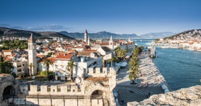 Trogir: Old Town Guided Walking Tour - Meeting by the North Gate with a blue umbrella