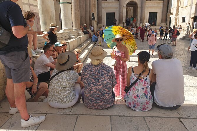 Walking Tour of Split and Diocletian's Palace - Peristyle: the square that controls your sense of direction